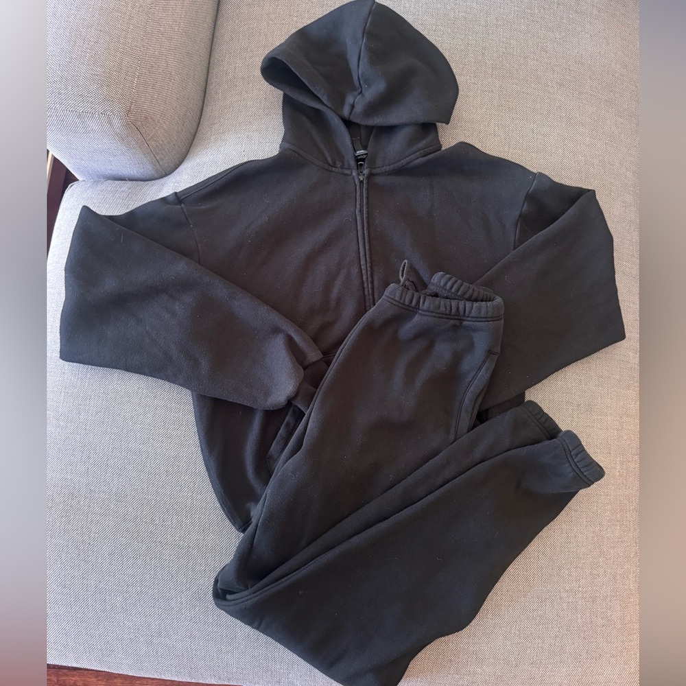 Skims Black Jogger and Hoodie Set Size XS